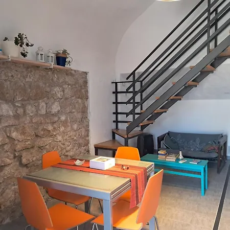 Casa Borgo Monserrato * モーディカ